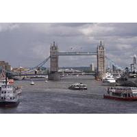 Private Round Trip Transfer: Heathrow Airport to London City