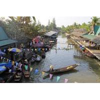 Private Tour to Thaka Floating Market from Bangkok