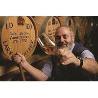 Private Tour: Tasmanian Whisky Distilleries by Helicopter from Hobart