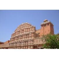 Private Tour: 2-Day Jaipur Tour Including Amer Fort and Chokhi Dhani Dinner