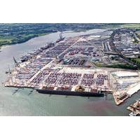 Private Departure Transfer: Central London to Southampton Port