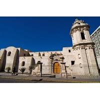 Private Tour: Colonial Arequipa Including Recoleta Convent and Casa del Moral