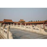 private classic beijing tour tiananmen square forbidden city and summe ...
