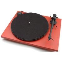 pro ject primary red turntable w ortofon om5e cartridge