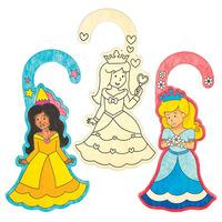 princess colour in wooden door hangers pack of 4