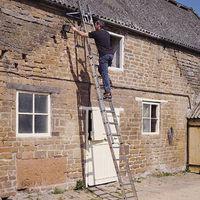 Price Cuts Youngman 3-Section Ladder 3.66 - 9.17m