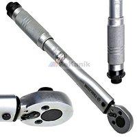 Professional 3/8\'\' Drive Torque Wrench 5-25 Nm Metric Ratchet