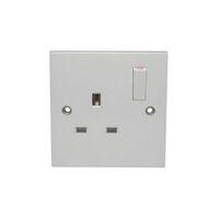 Pro Power 13A White Switched Socket