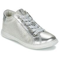 Primigi SUTRE girls\'s Children\'s Shoes (Trainers) in Silver