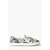 Print Slip On Plimsolls - multi