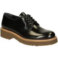 Prada 3E5879P39F0695 women\'s Casual Shoes in Black