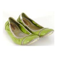 Prada Size 37.5 Uk 4.5 Apple Green Patent Elasticated Ballet Flats