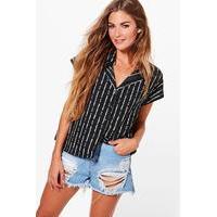 printed short sleeved boxy shirt black