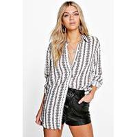 Printed Oversized Shirt - white