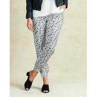 Printed Woven Cuff Trouser Short