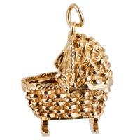pre owned 9ct yellow gold baby in moses basket charm pendant 4152155