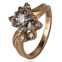 pre owned 14ct yellow gold diamond cluster ring 4332881
