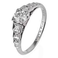 Pre-Owned 18ct White Gold Diamond Ring 4112074