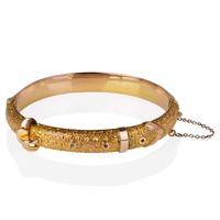 pre owned 9ct yellow gold buckle style hinged bangle 4121671