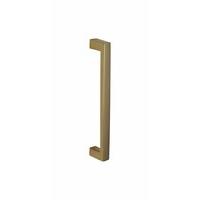 Pull Handle Finish: Polished Brass