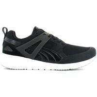 Puma 357659 Sport shoes Man men\'s Shoes (Trainers) in black