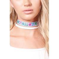 PU & Embroidered Multi Choker - white