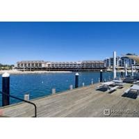 quality suites crest mandurah