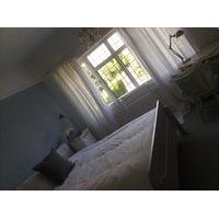 quiet double room in lovely family home for post grad student 7th june