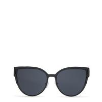 Quay Australia-Sunglasses - Game On - Black