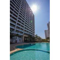 R-Con Wong Amat Suite