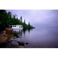 Rainy Lake Houseboats