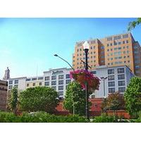 Radisson Quad City Plaza