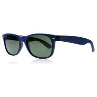 Ray-Ban 2132 Sunglasses Blue Suede / Black 6239