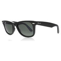 Ray-Ban 2140 Wayfarer Sunglasses Black 901/58 Polariserade 50mm (Medium)