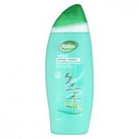 Radox Refresh Shower Therapy 2 in 1 Shower Gel & Shampoo with Eucalyptus and Citrus Oils 500ml