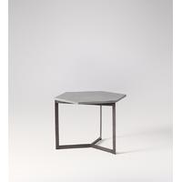 raury coffee table in concrete steel