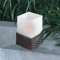 Rattan solar table light in a cube design