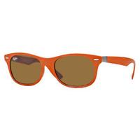 Ray-Ban Tech RB4207 New Wayfarer Liteforce Sunglasses 609773