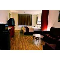 Red Roof Inn & Suites Albuquerque