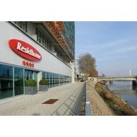 RESIDHOME NANTES BERGES DE LA LO...