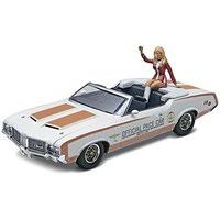 Revell Monogram 1:25 - 72 Olds Indy Pace Car W/ Figure