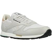 Reebok Sport CL Leather Casual men\'s Shoes (Trainers) in BEIGE