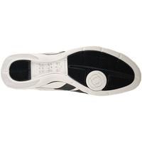 Reebok Sport Toe Down Ultra men\'s Shoes (Trainers) in White