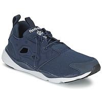 Reebok Classic FURYLITE men\'s Shoes (Trainers) in blue