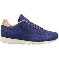 Reebok Sport CL Leather Clean LU Midnight Bluechalk men\'s Shoes (Trainers) in White