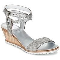 Regard RUNIQ women\'s Sandals in Silver