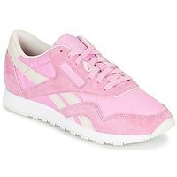 Reebok Classic CL NYLON X FACE women\'s Shoes (Trainers) in pink