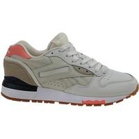 Reebok Sport LX 8500 Shades women\'s Shoes (Trainers) in BEIGE