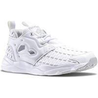 Reebok Sport Furylite New Woven Whitesteel women\'s Shoes (Trainers) in white