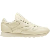 Reebok Sport X Spirit Classic Leather Washed Yellow women\'s Shoes (Trainers) in White